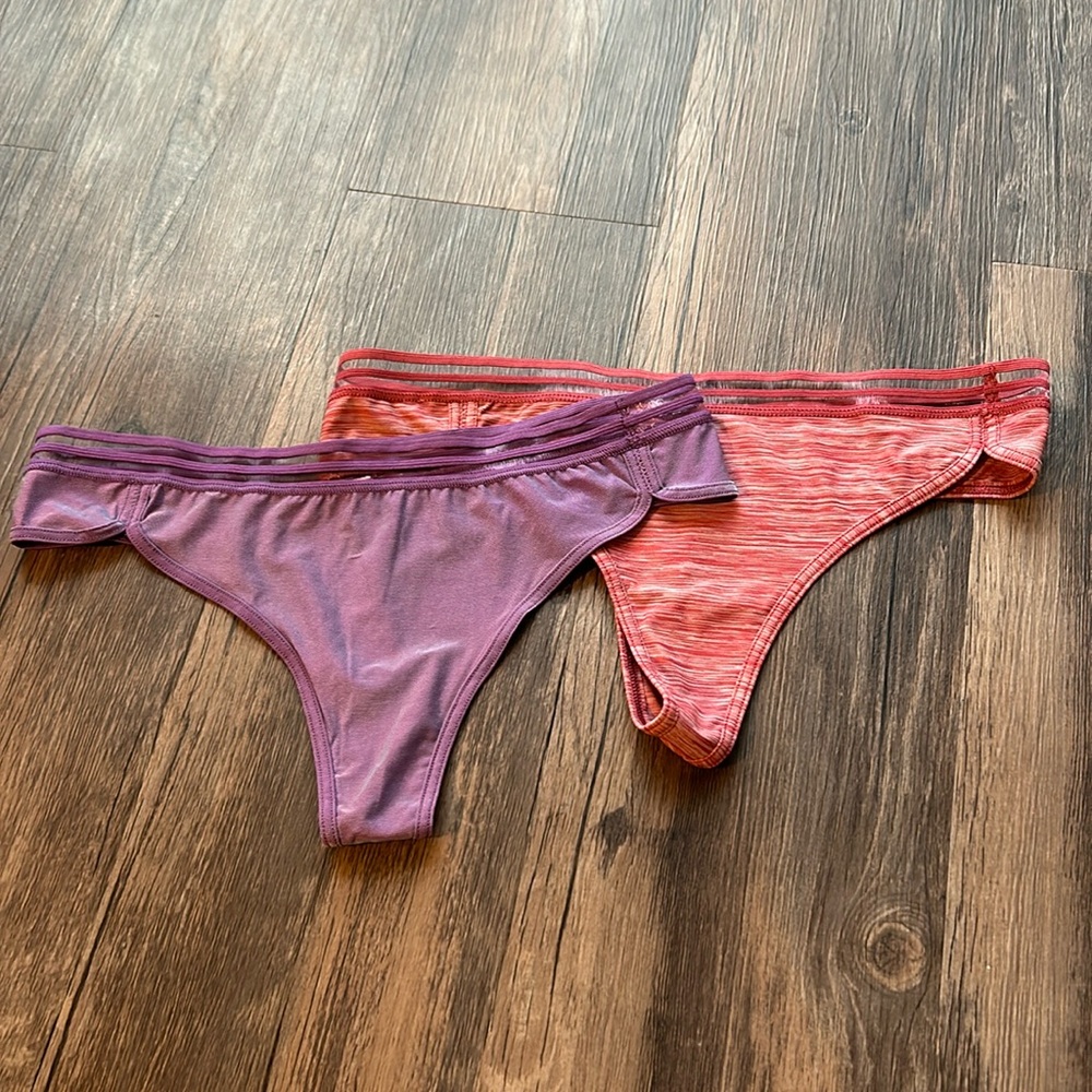 NWOT Victoria Secret pair of thongs size small
